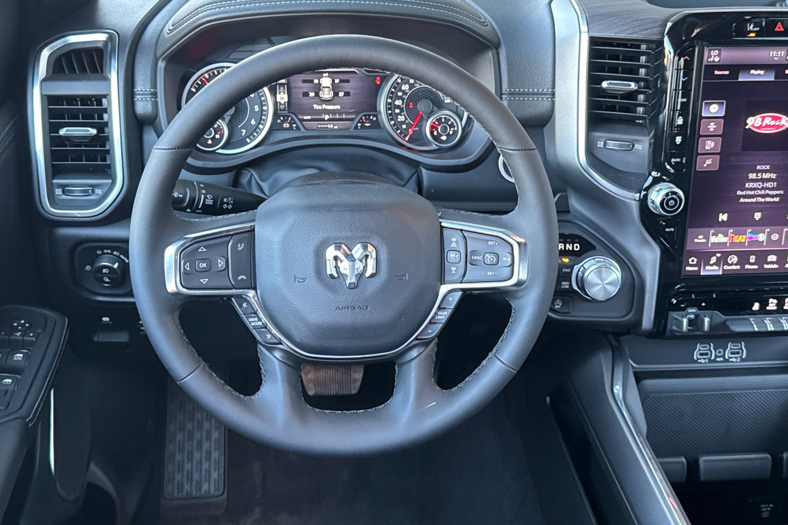 New 2027 RAM 1500 Laramie AWD/4WD image 13