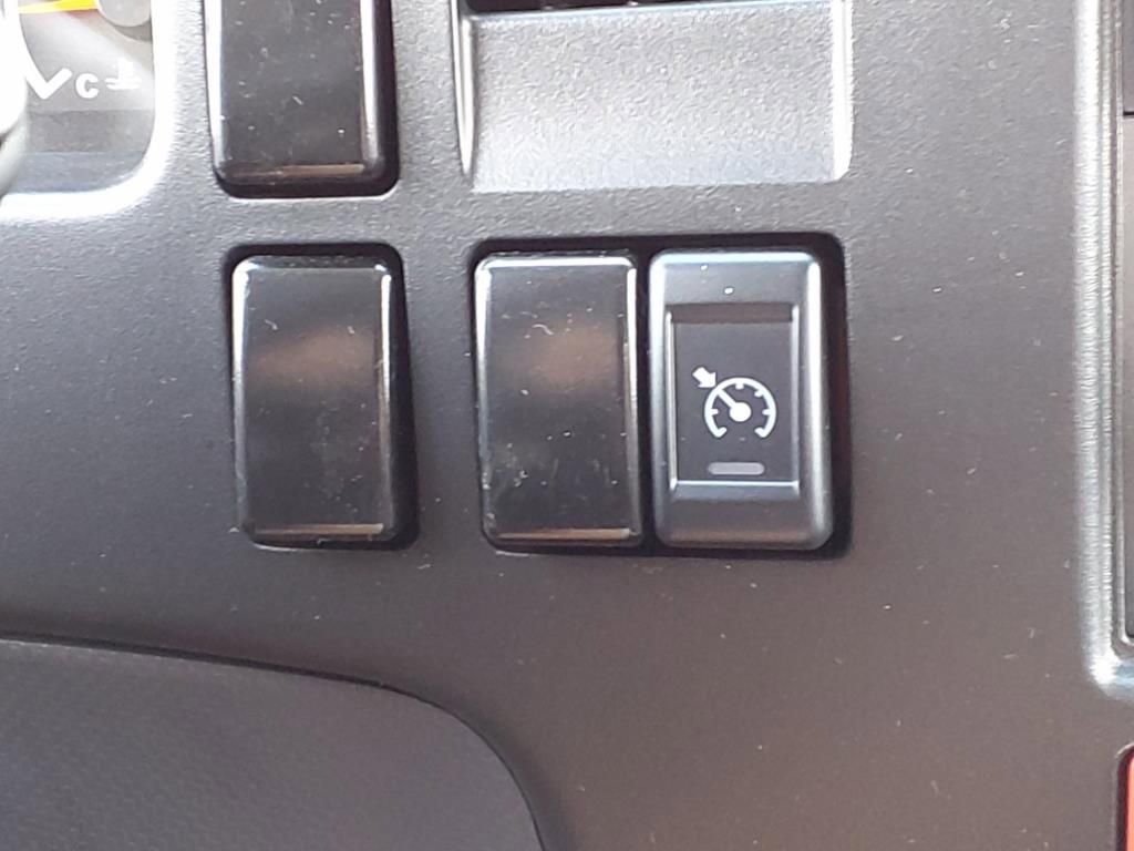 New 2025 Chevrolet Low Cab Forward RWD image 12