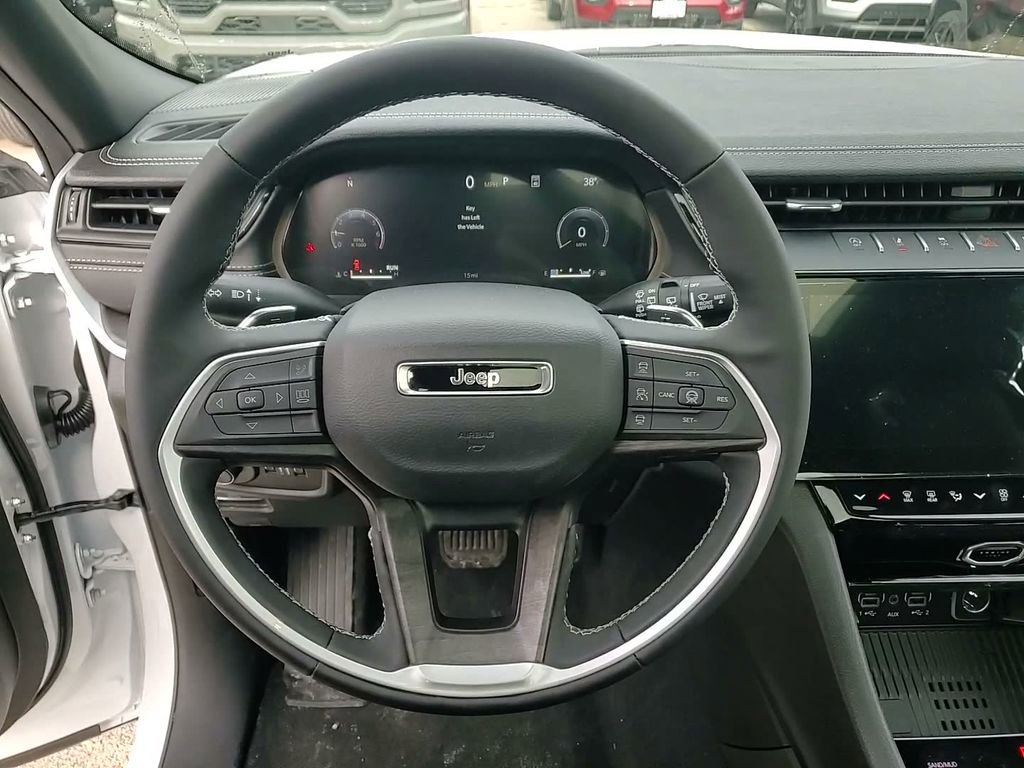 New 2026 Jeep Grand Cherokee L Limited image 24