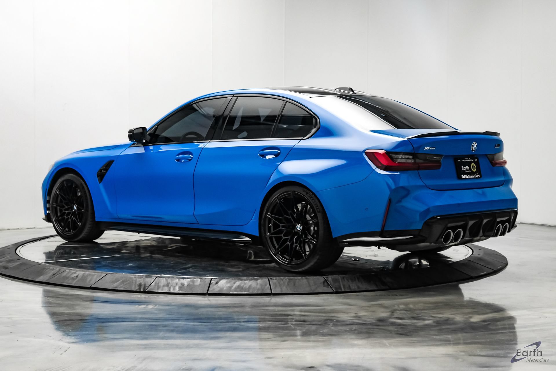 Used 2024 BMW M3 Competition w/ M Carbon Exterior Package AWD/4WD image 10