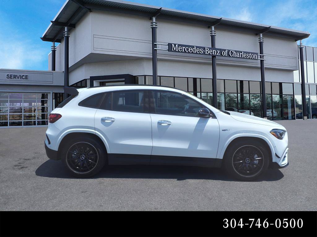 New 2025 Mercedes-Benz GLA 35 AMG 4MATIC image 2