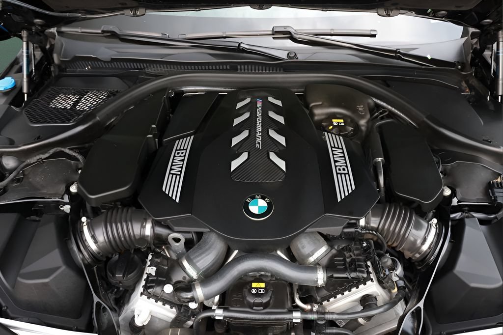 Used 2023 BMW M850i xDrive Coupe AWD/4WD image 37