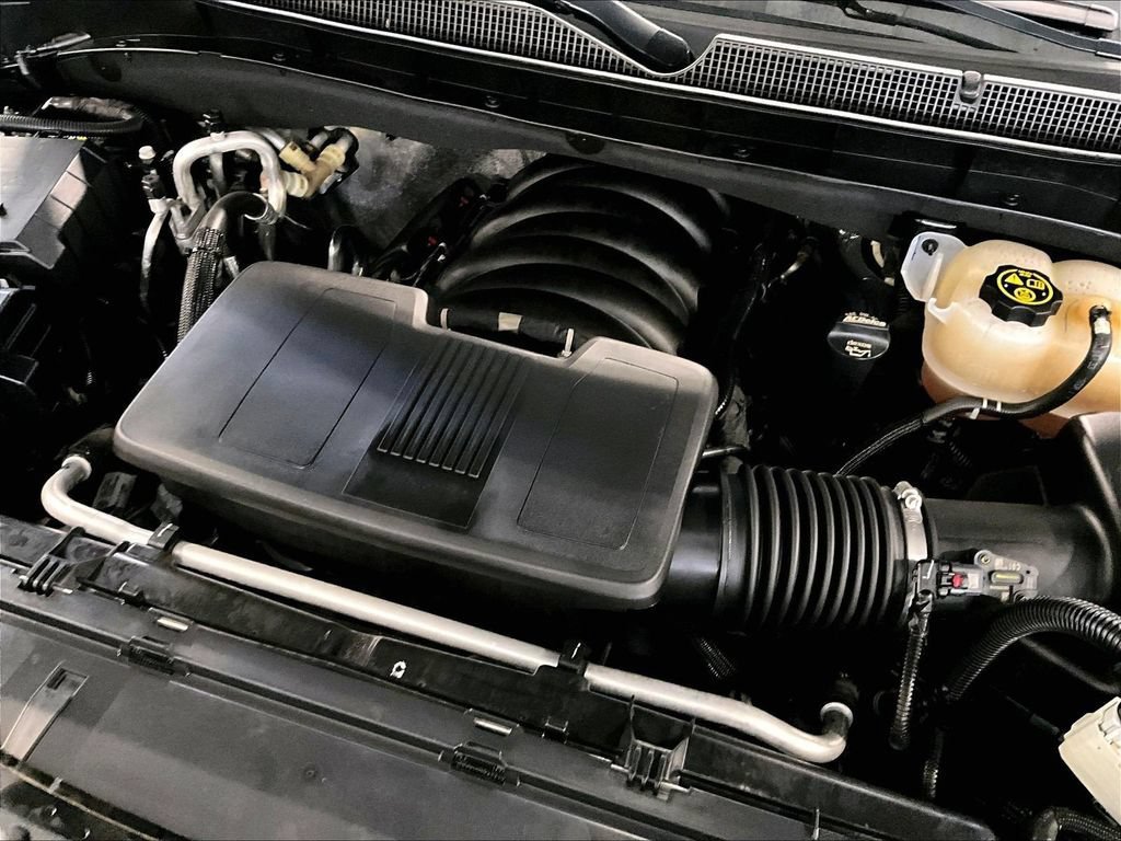 Used 2023 Chevrolet Suburban High Country AWD/4WD image 36