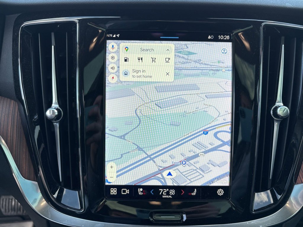 Certified 2024 Volvo V60 B5 Cross Country Plus w/ Protection Package Premier image 23