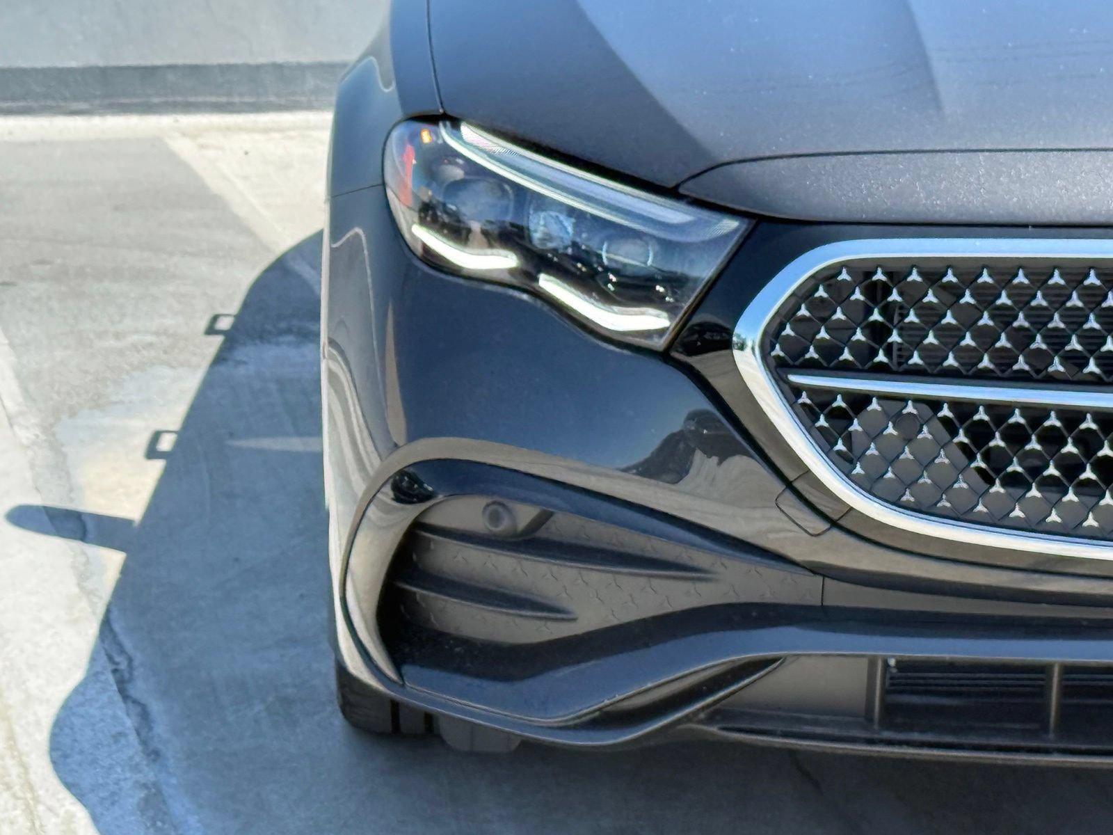New 2026 Mercedes-Benz E 450 4MATIC Sedan image 5