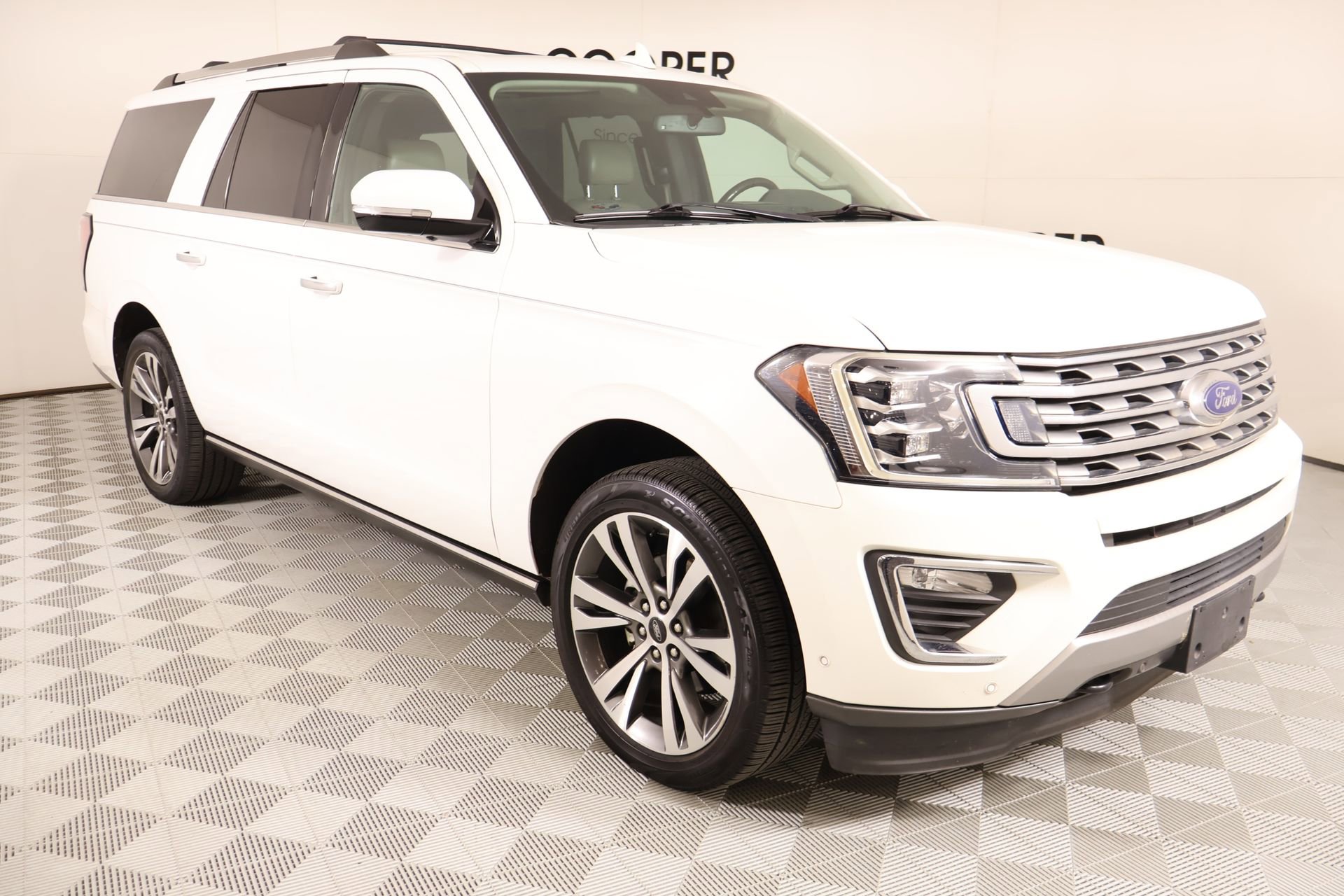 Used 2020 Ford Expedition Max Limited w/ Equipment Group 302A AWD/4WD image 1