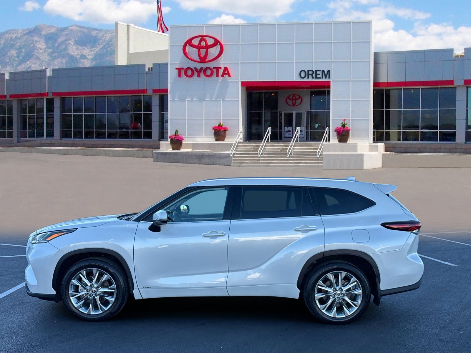 Used 2026 Toyota Highlander Limited AWD/4WD image 7