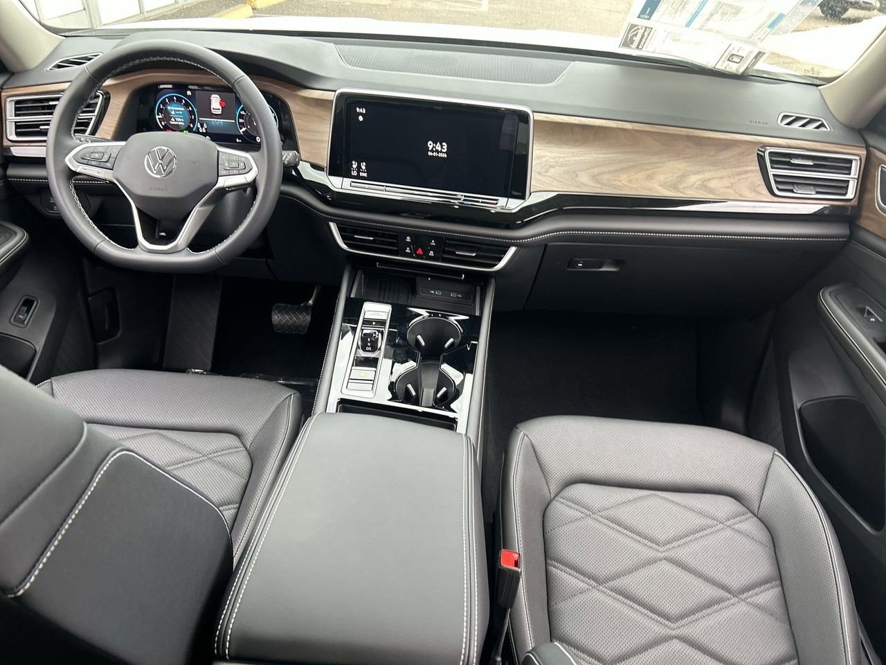 New 2026 Volkswagen Atlas SE image 11