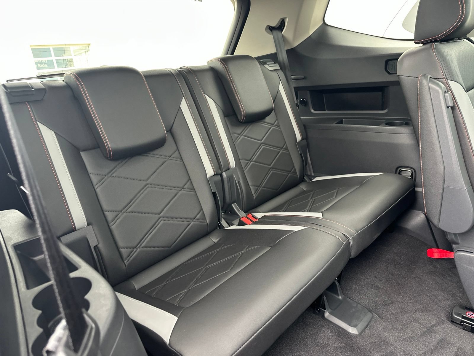 Certified 2026 Volkswagen Atlas Peak Edition AWD/4WD image 36