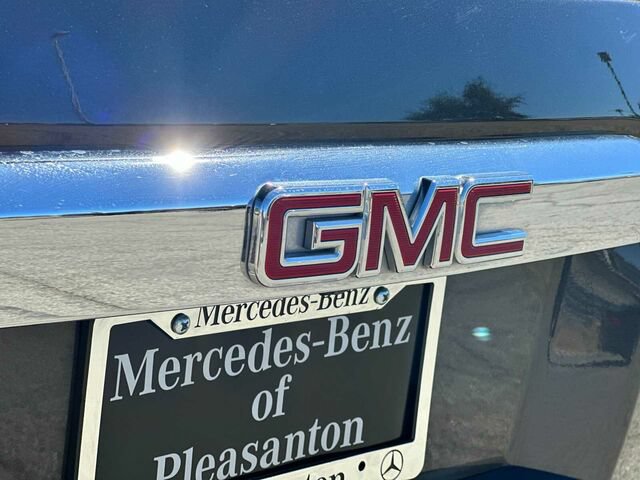 Used 2017 GMC Yukon XL Denali w/ Open Road Package AWD/4WD image 36