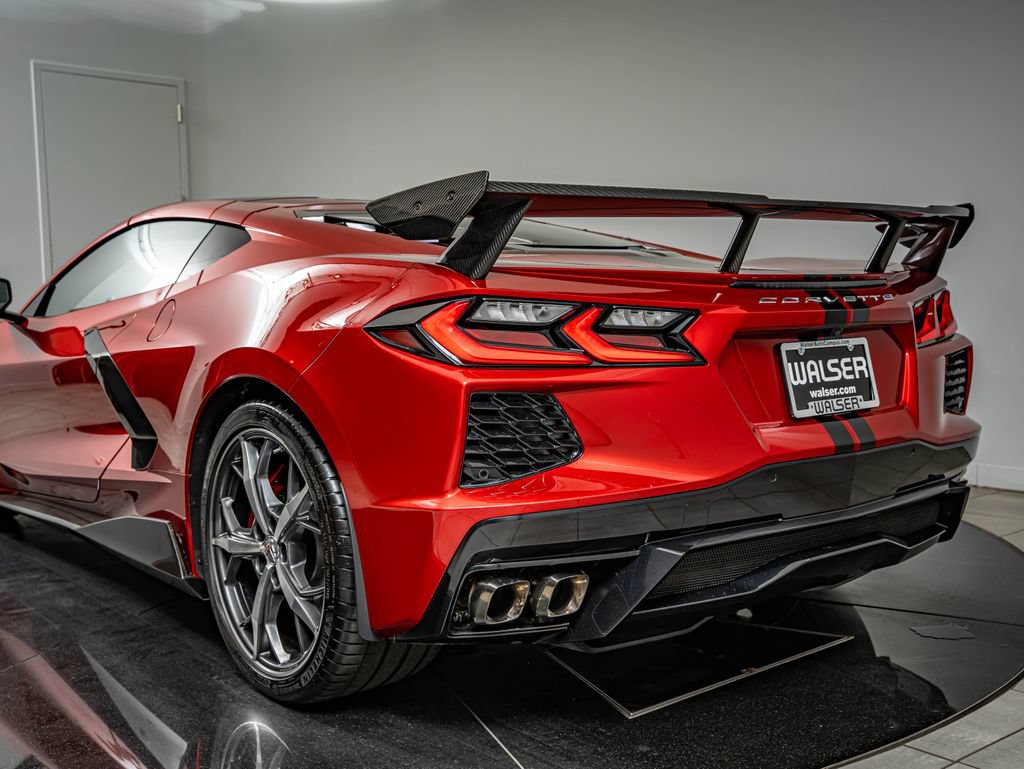 Used 2021 Chevrolet Corvette Stingray Premium Cpe w/ Z51 Performance Package RWD image 21