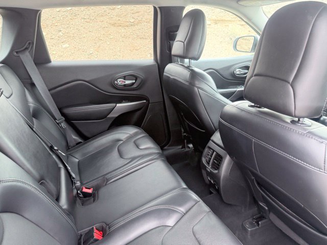 Used 2021 Jeep Cherokee Limited AWD/4WD image 33