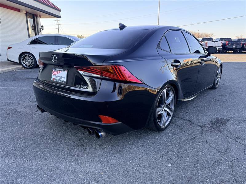 Used 2018 Lexus IS 300 w/ Comfort Package image 5