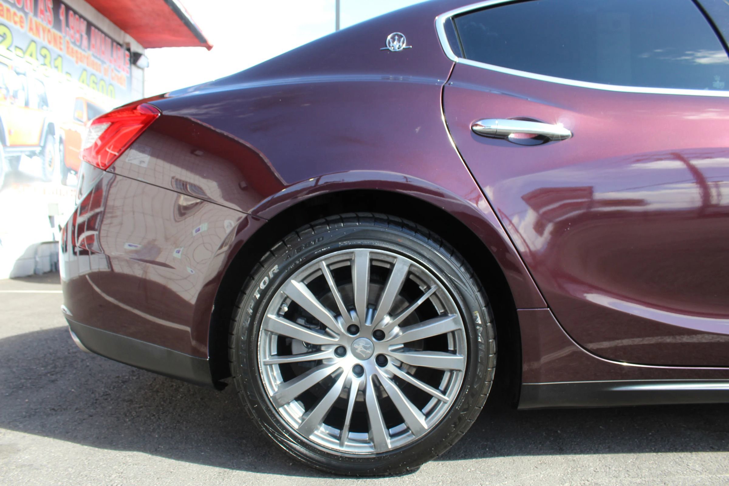 Used 2017 Maserati Ghibli RWD image 11