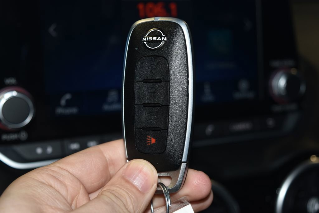 Certified 2024 Nissan Sentra SV image 15