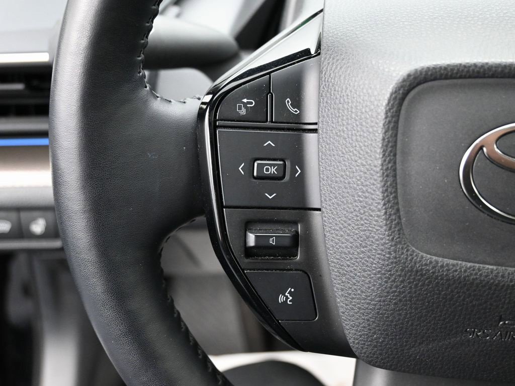 Used 2024 Toyota Prius XLE image 16