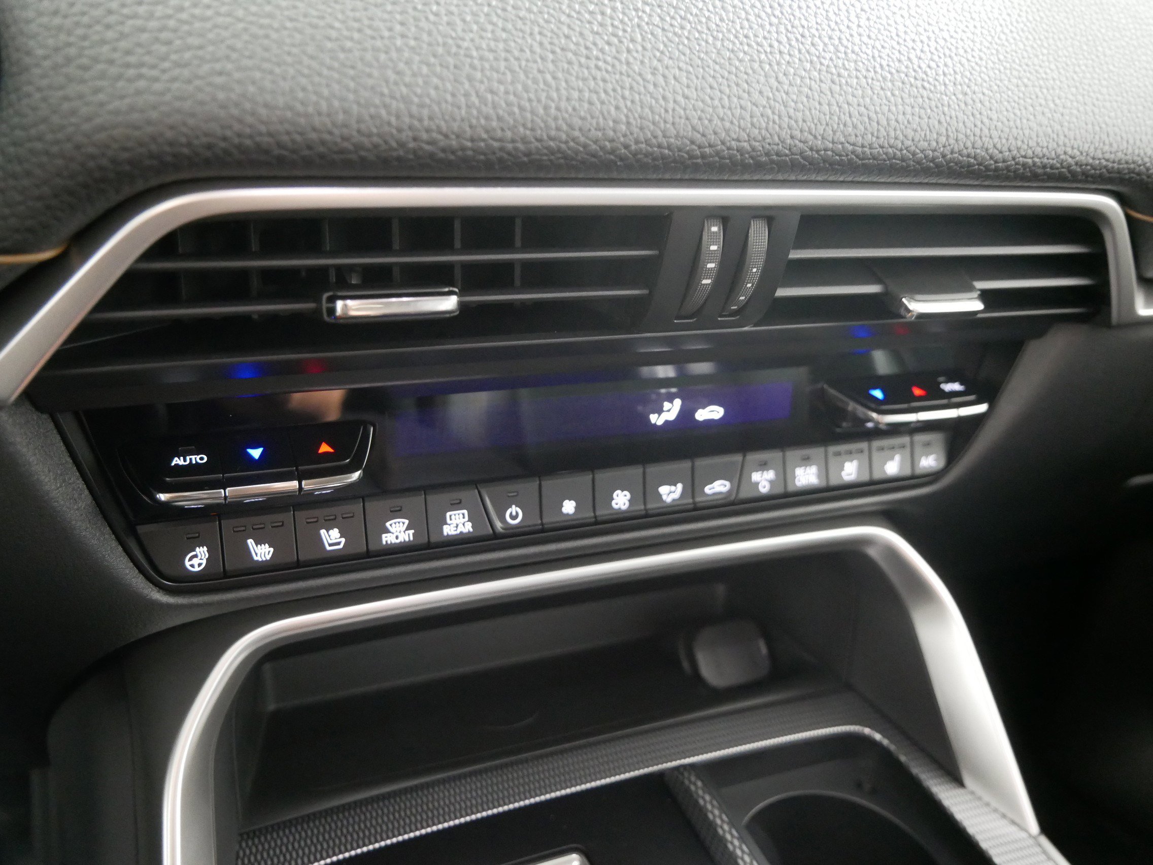 New 2026 MAZDA CX-70 3.3 Turbo w/ Preferred Package image 7