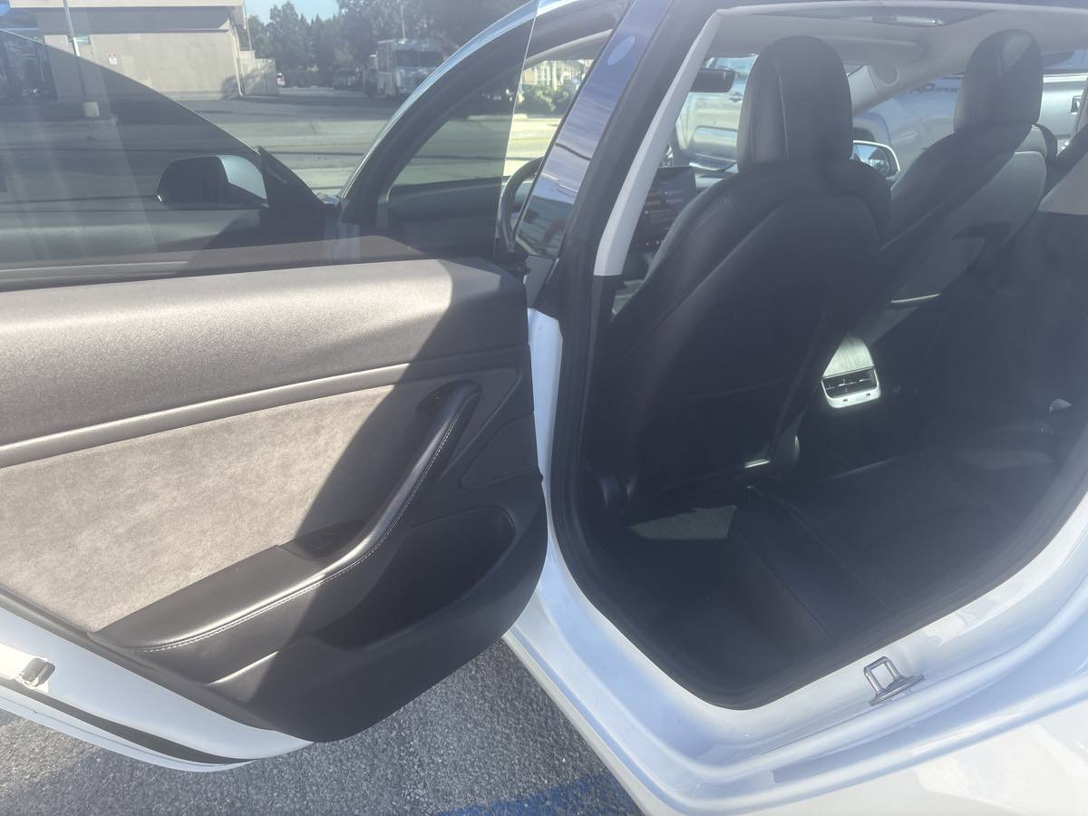 Used 2019 Tesla Model 3 Mid Range image 19