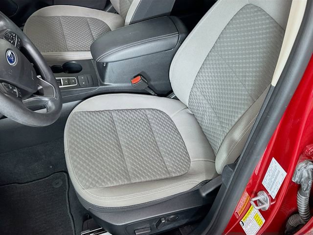 Used 2020 Ford Escape SE FWD image 18