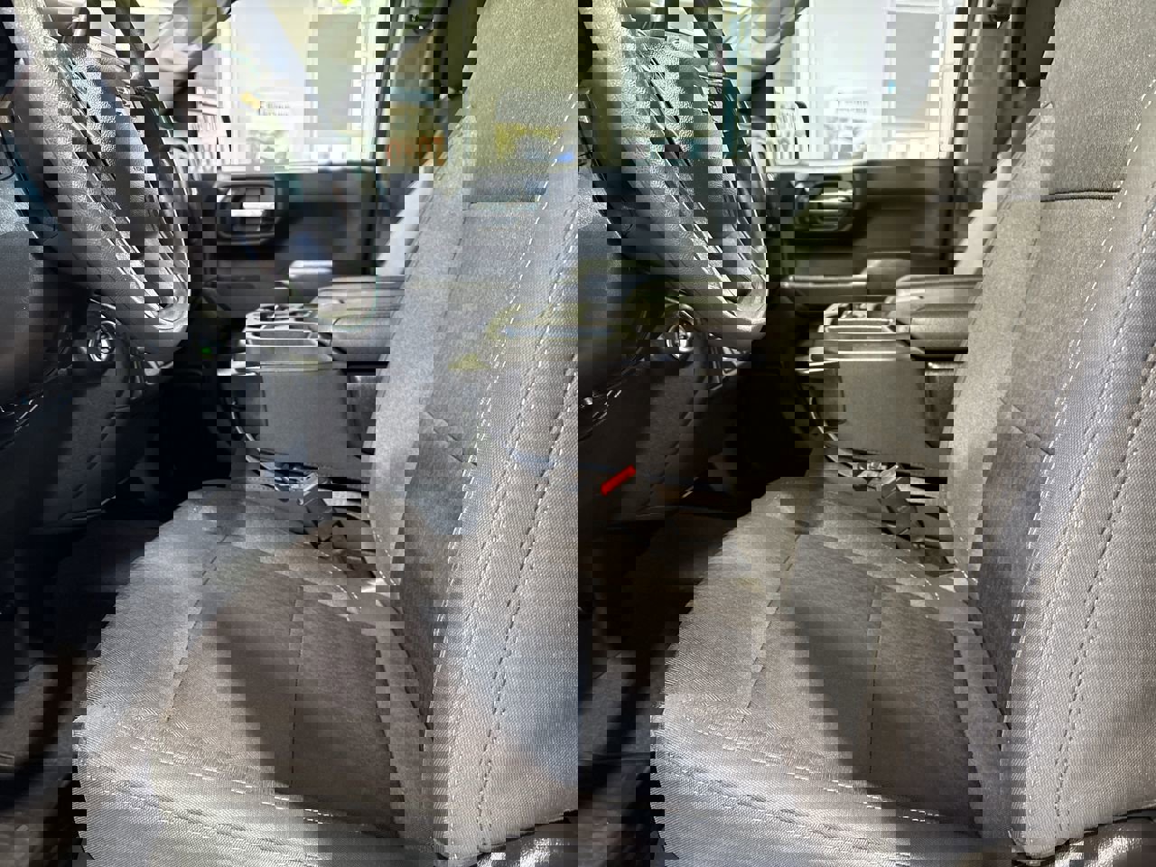 Used 2022 Chevrolet Silverado 1500 Custom image 11