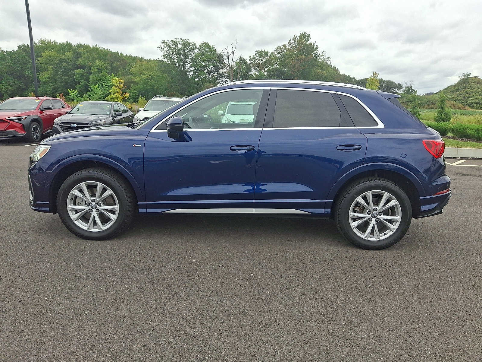Used 2021 Audi Q3 2.0T Premium Plus w/ Premium Plus Package AWD/4WD image 4