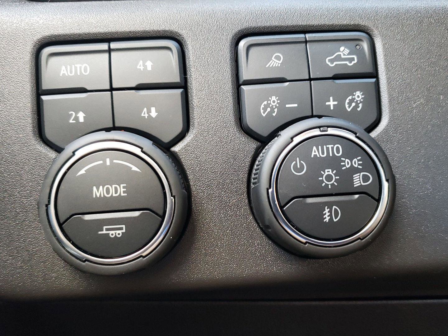 Certified 2025 Chevrolet Silverado 1500 LTZ w/ LTZ Convenience Package II image 20