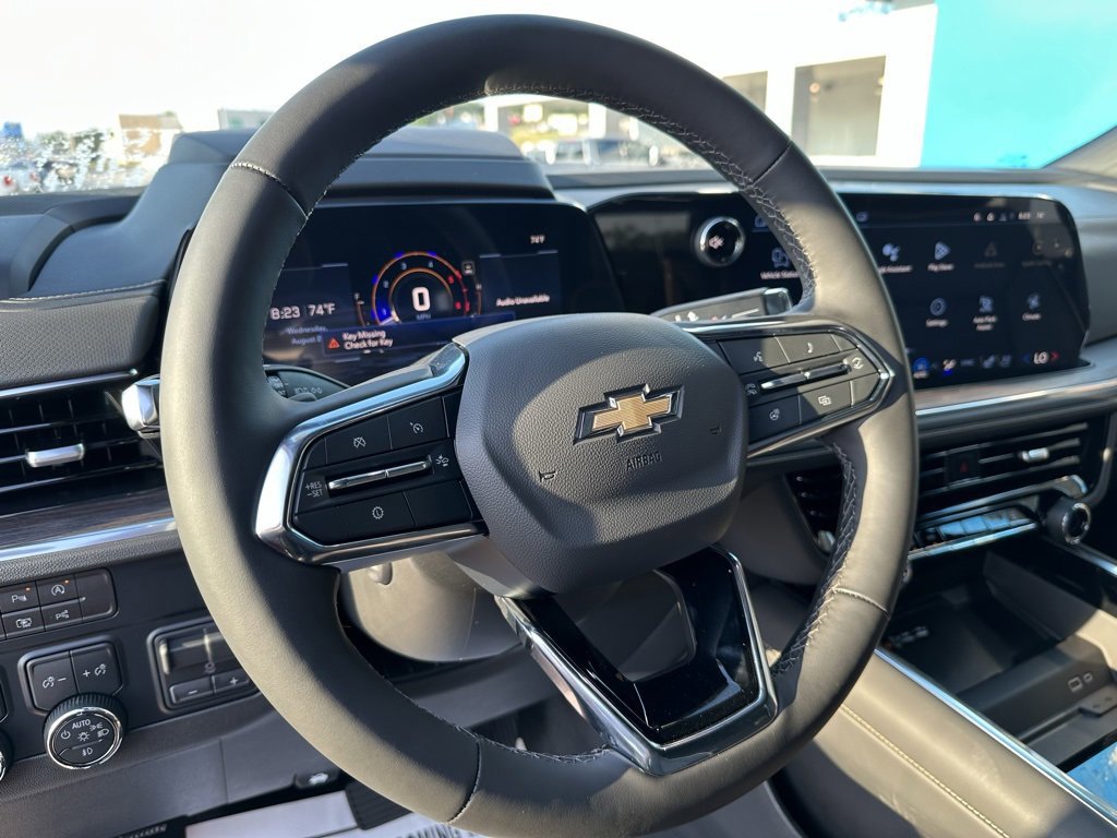 New 2025 Chevrolet Suburban Premier image 21