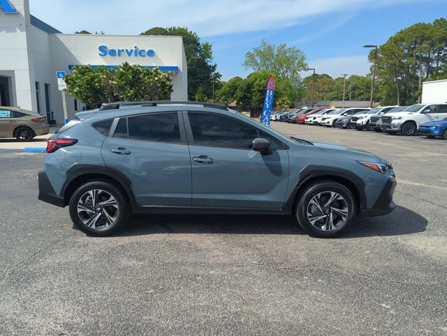 Used 2024 Subaru Crosstrek 2.0i Premium image 3
