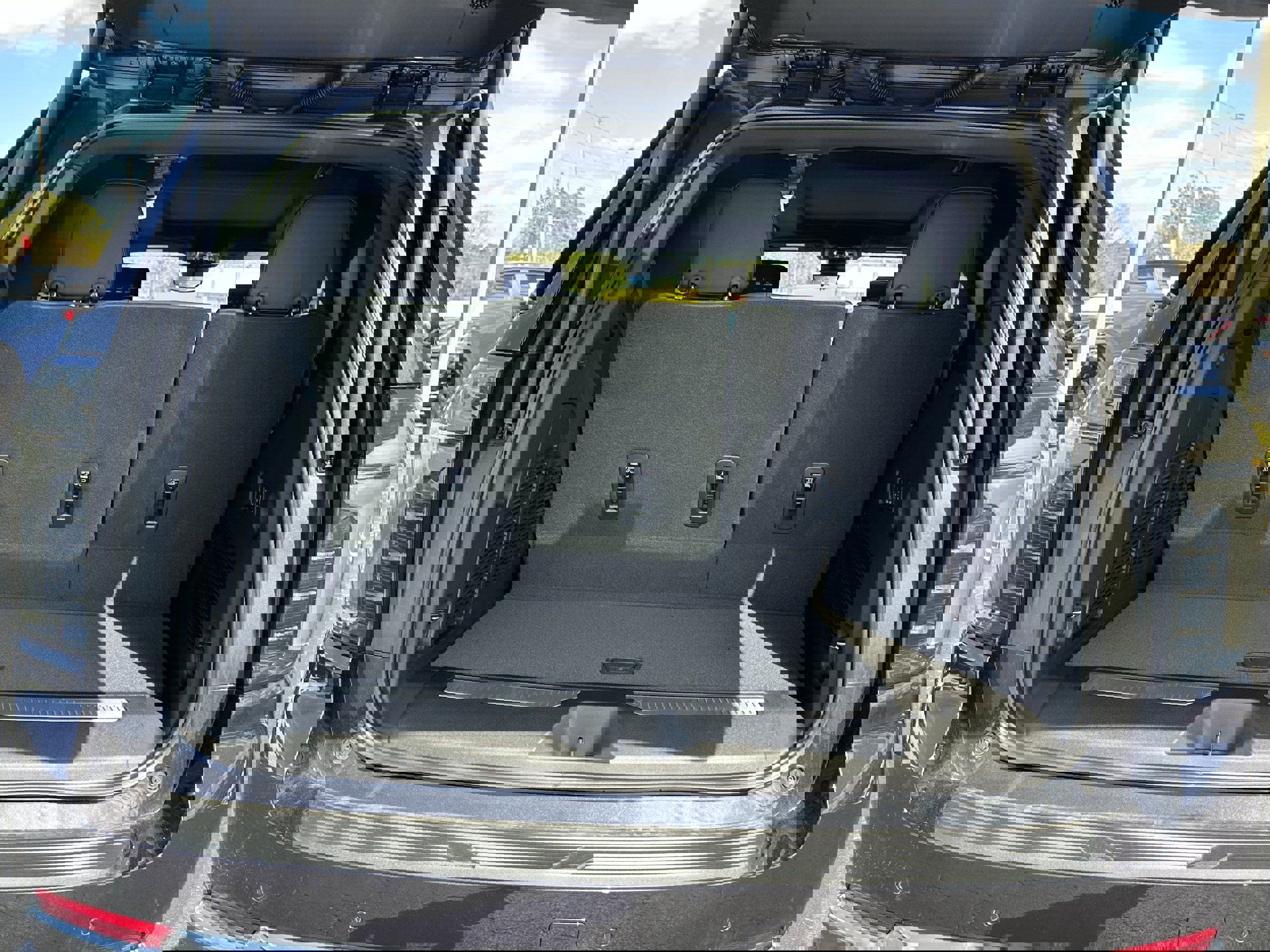 New 2026 Chevrolet Tahoe Premier image 11