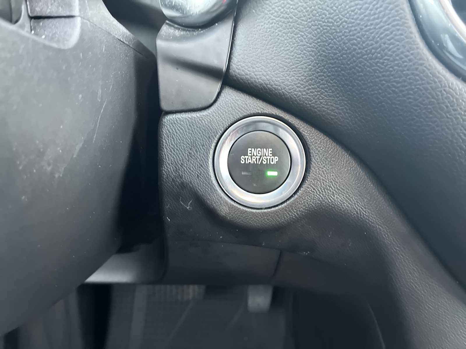 Used 2023 Chevrolet Equinox LT image 16