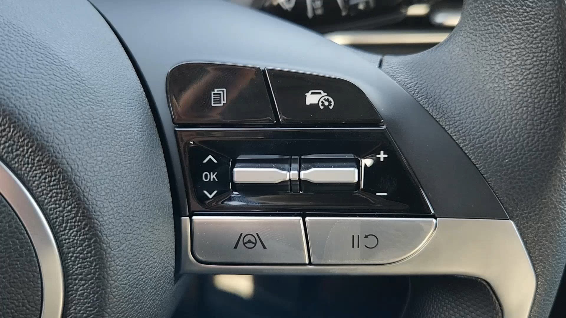 New 2026 Hyundai Elantra Blue image 12