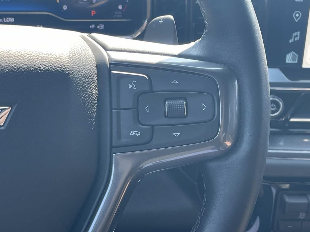 Used 2024 Chevrolet Silverado 1500 High Country w/ High Country Premium Package AWD/4WD image 29