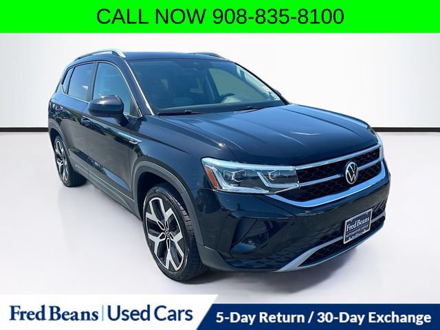 Used 2022 Volkswagen Taos SEL AWD/4WD image 1