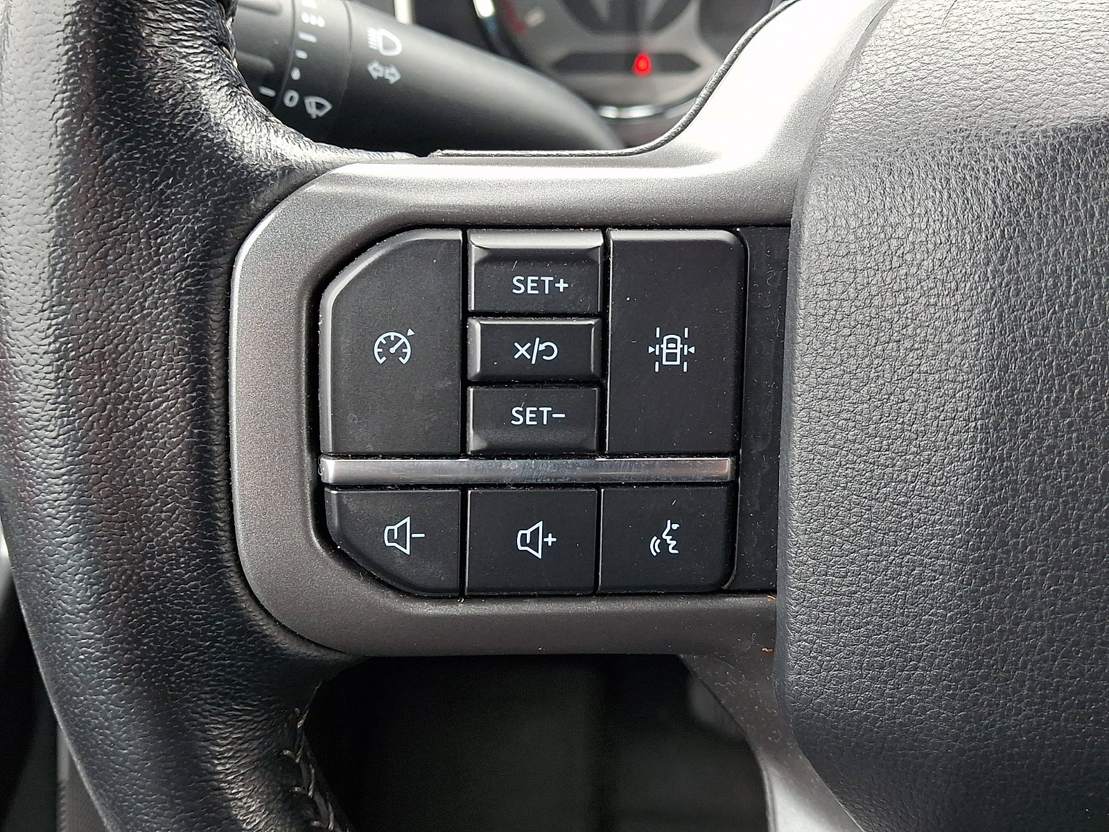 Used 2022 Ford F150 XLT w/ Equipment Group 302A High image 28