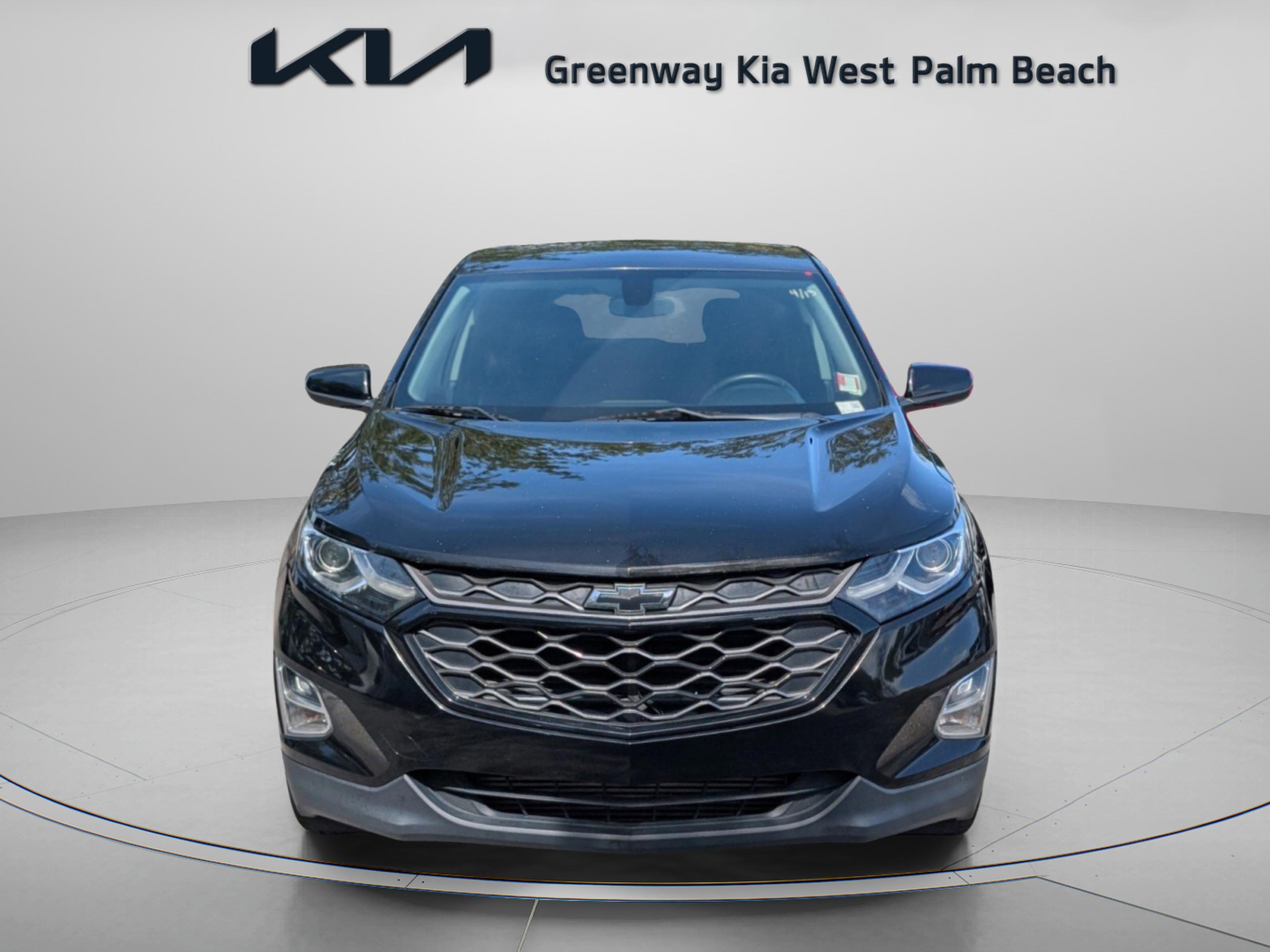 Used 2019 Chevrolet Equinox LT FWD image 2