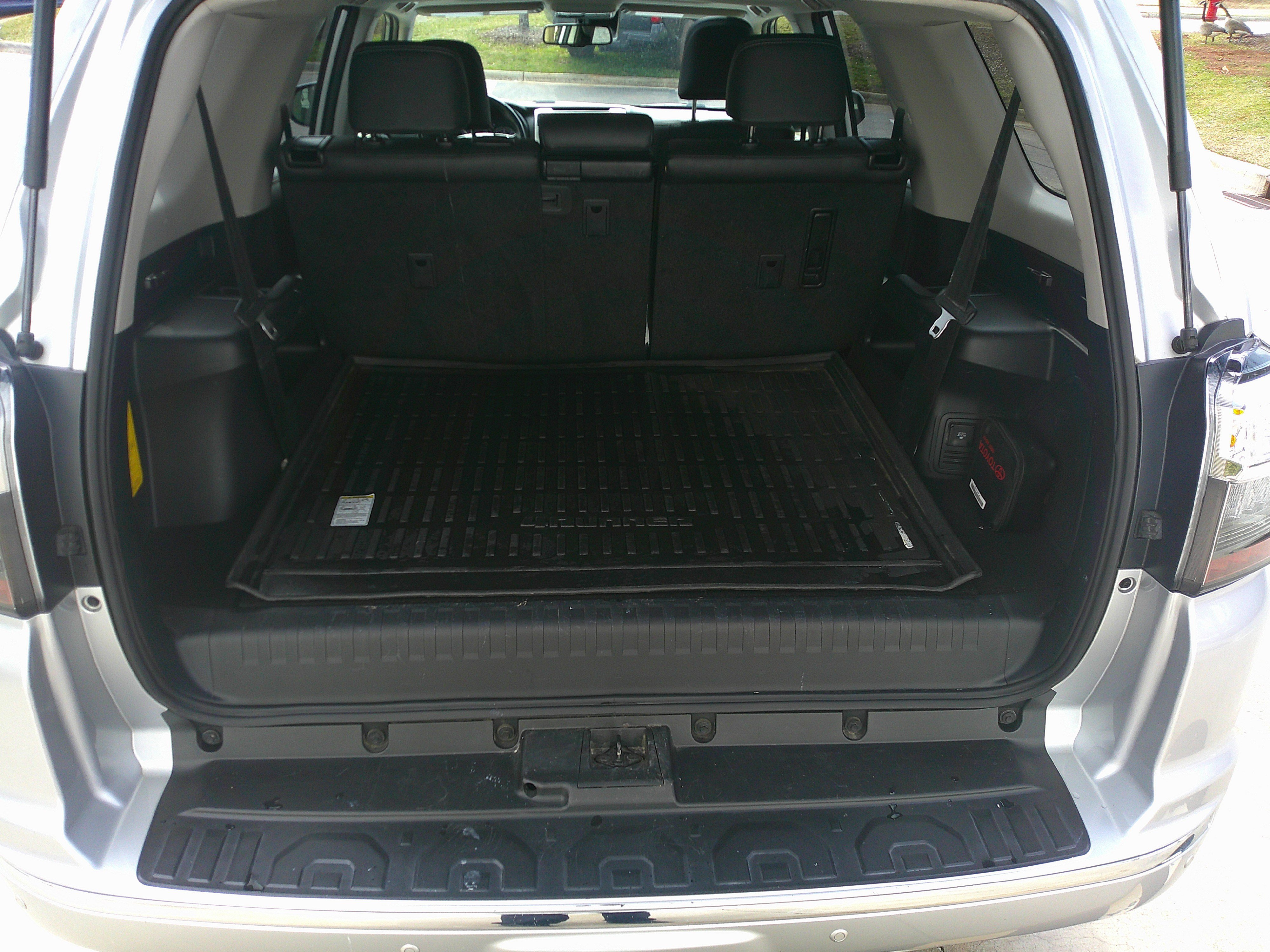 Used 2023 Toyota 4Runner Limited image 33