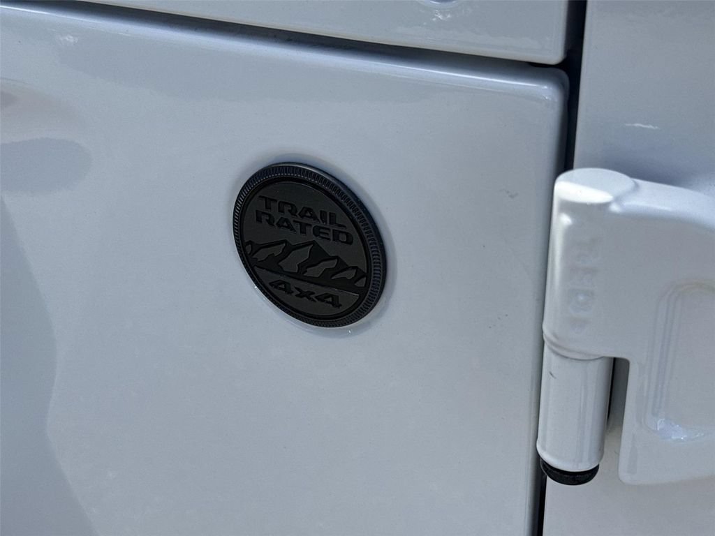 Used 2025 Jeep Wrangler Unlimited Sport AWD/4WD image 29