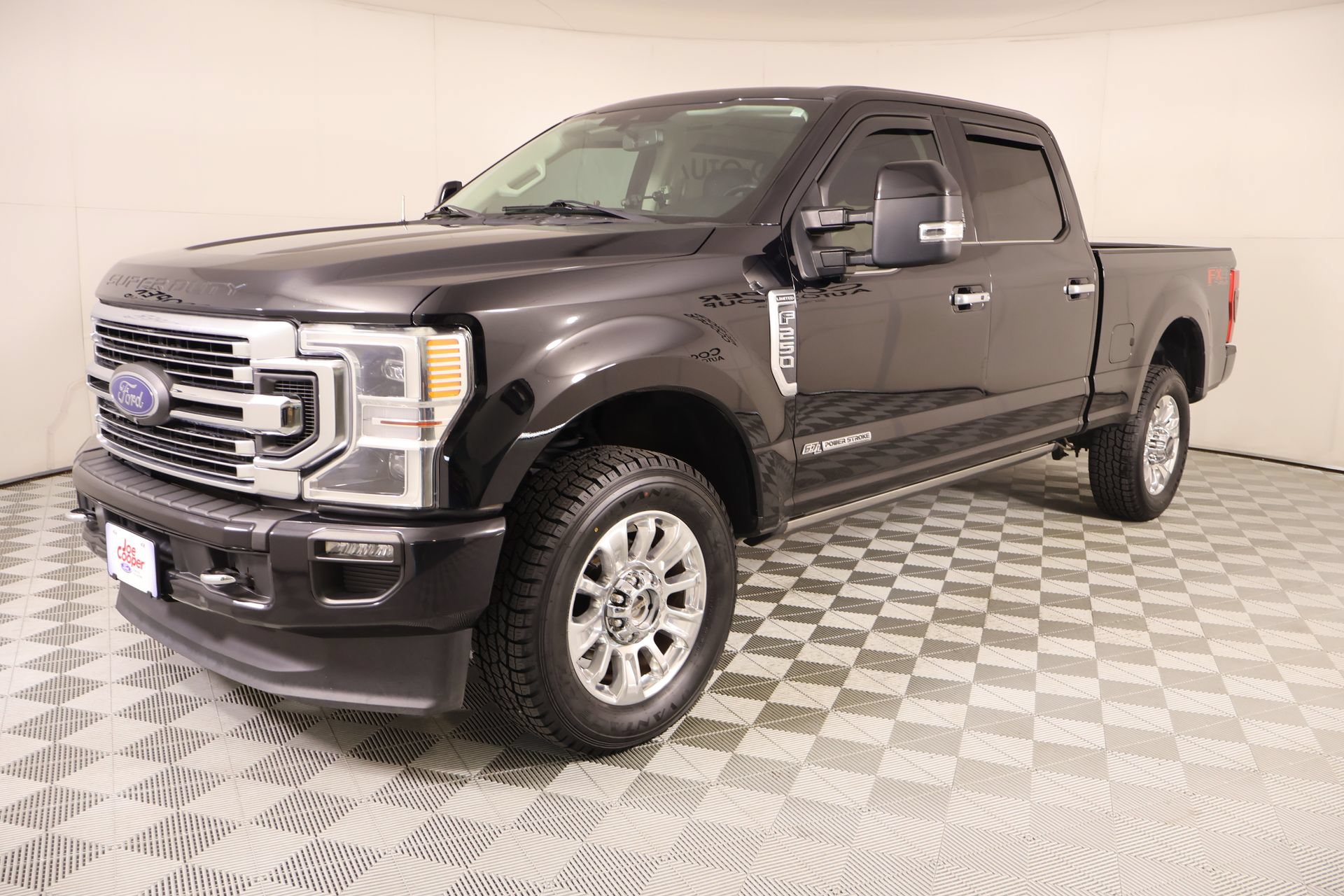 Used 2020 Ford F250 Limited w/ FX4 Off-Road Package AWD/4WD image 11
