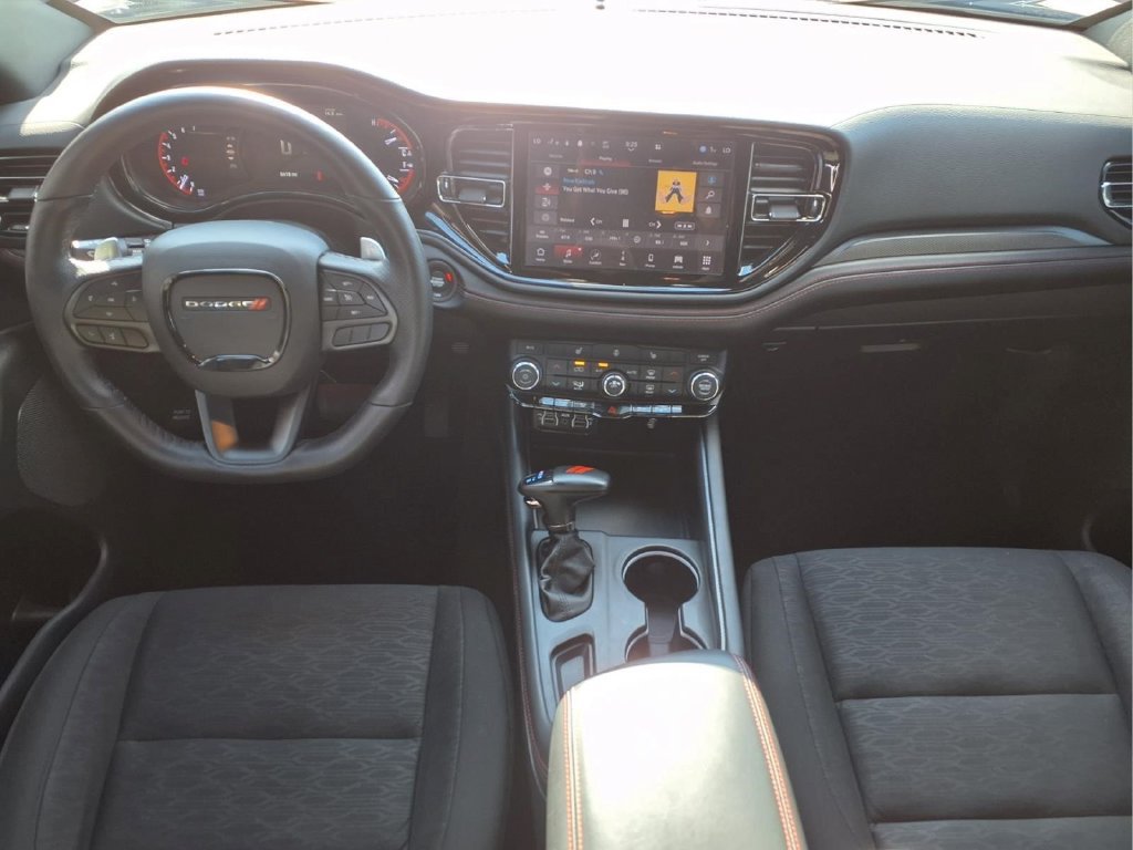 Used 2025 Dodge Durango GT w/ Blacktop Package RWD image 10
