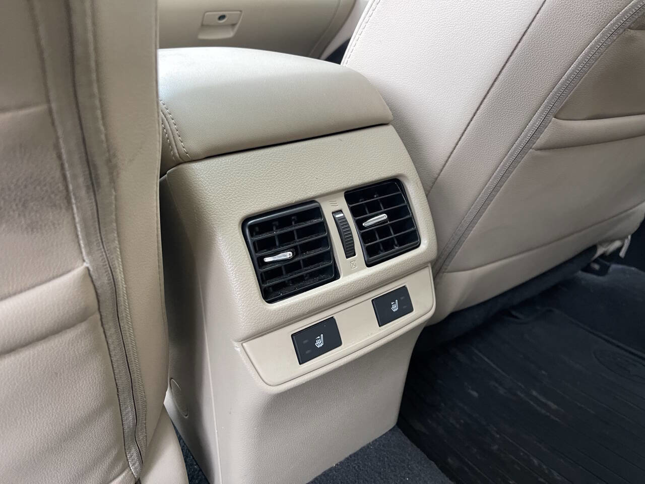 Used 2017 Subaru Outback 3.6R Limited image 14