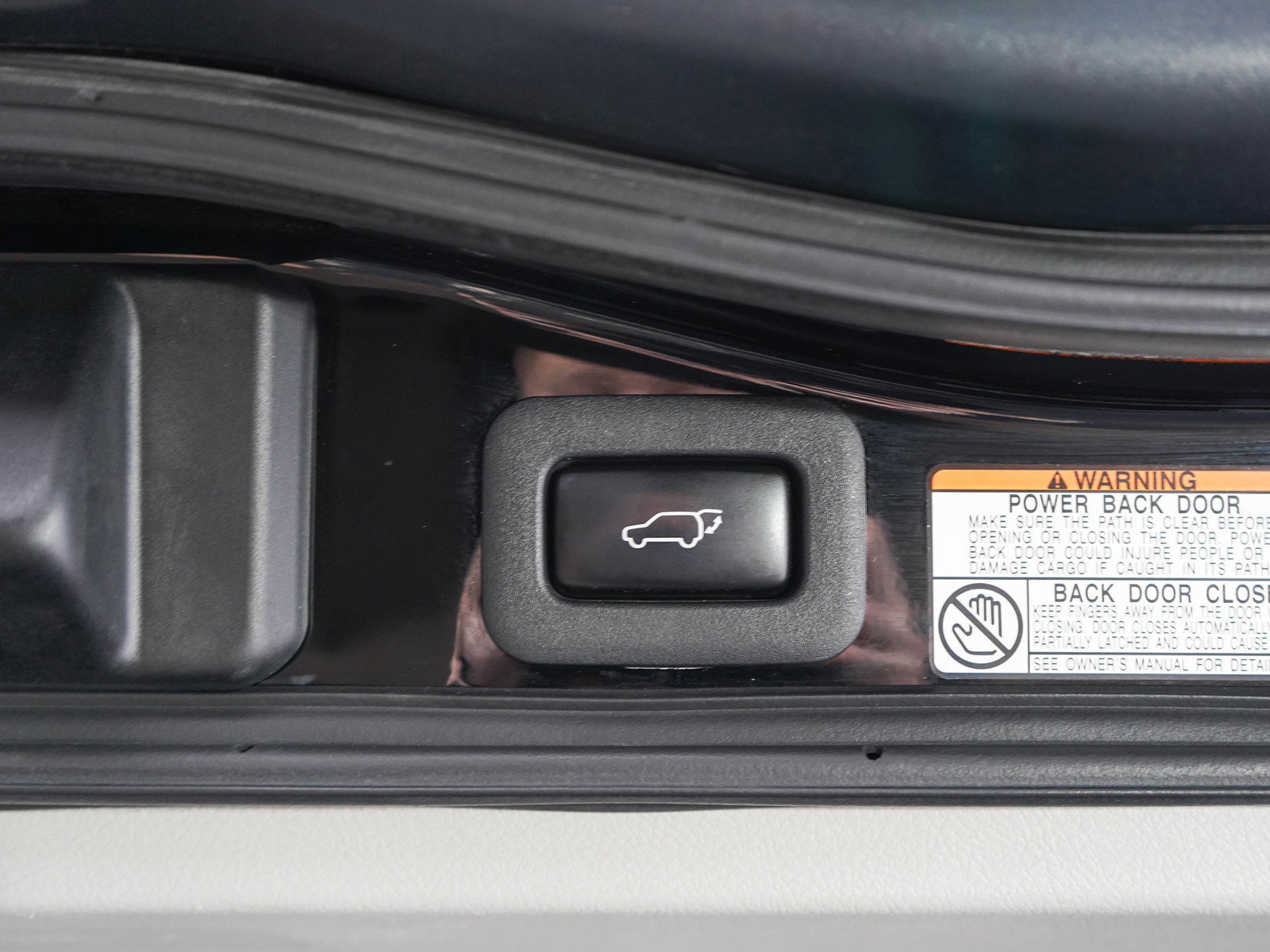 Used 2018 Lexus LX 570 4WD image 13