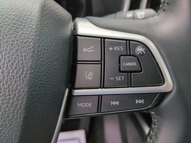 Certified 2025 Toyota Highlander XSE AWD/4WD image 20