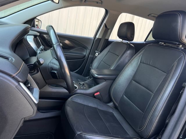 Used 2021 GMC Terrain SLT w/ Elevation Edition image 13