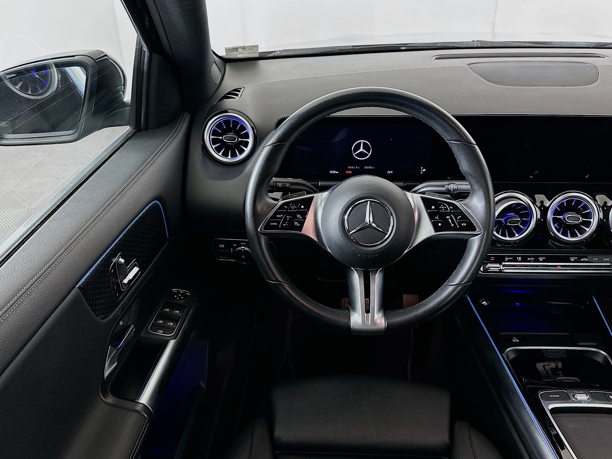 Used 2025 Mercedes-Benz GLA 250 image 18