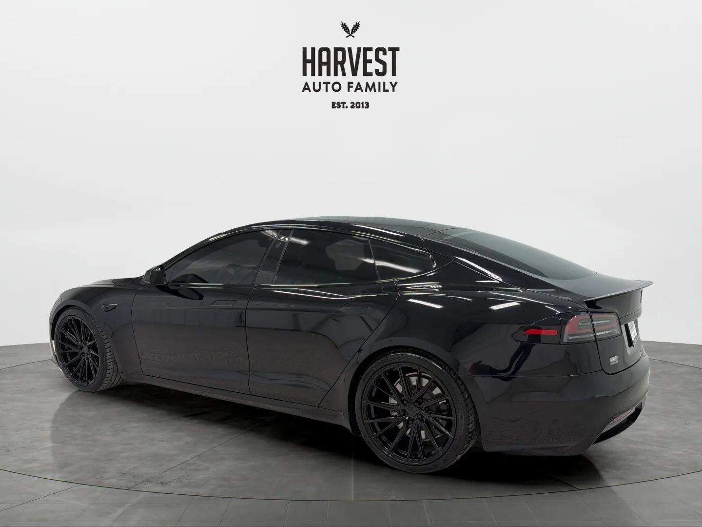 Used 2023 Tesla Model S Plaid AWD/4WD image 3