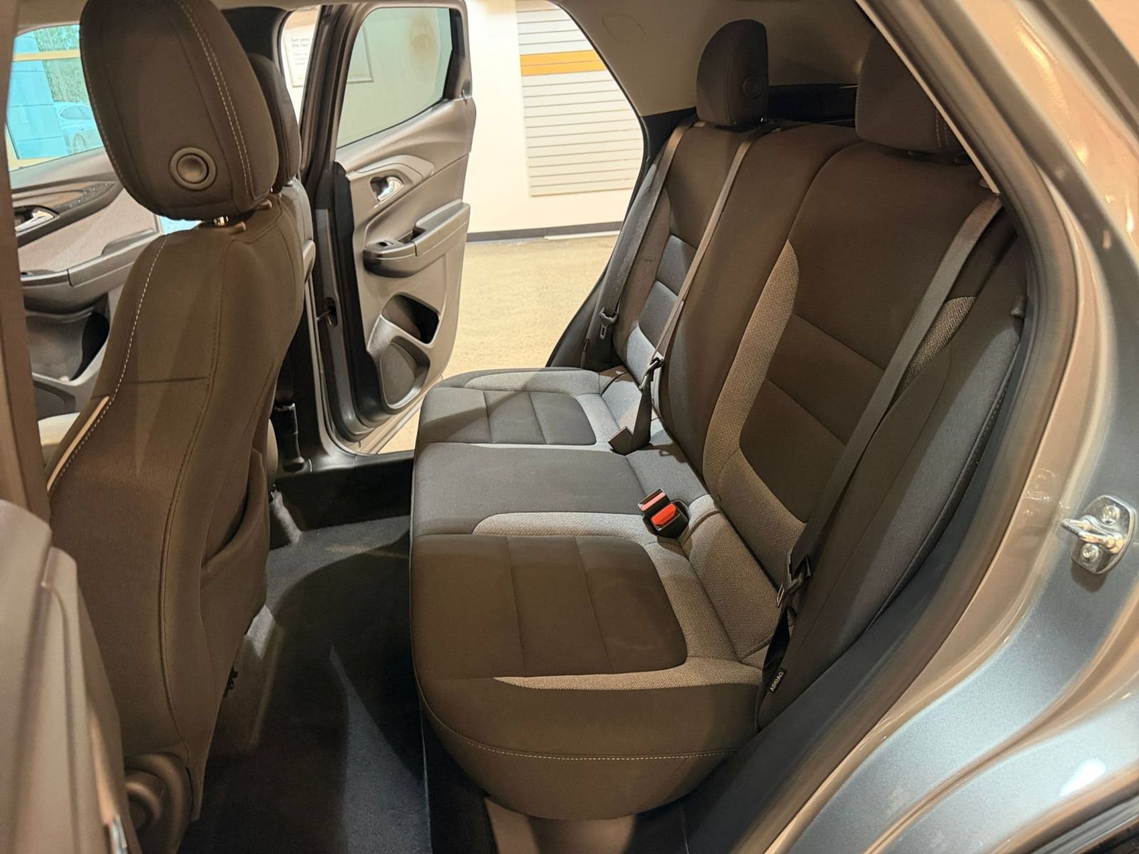 Used 2025 Chevrolet TrailBlazer LT FWD image 33