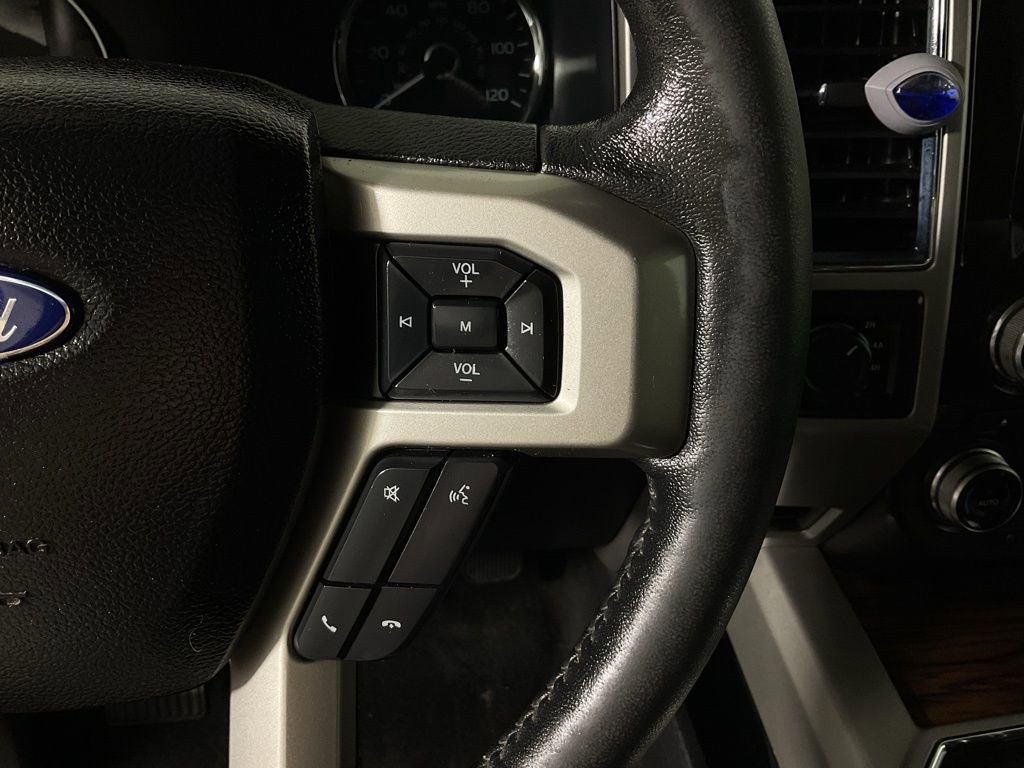 Used 2018 Ford F150 Lariat w/ Equipment Group 502A Luxury AWD/4WD image 29