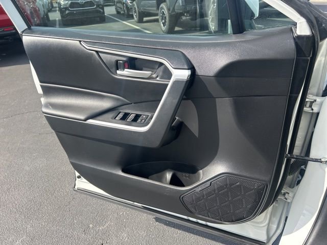 Used 2024 Toyota RAV4 XLE image 29