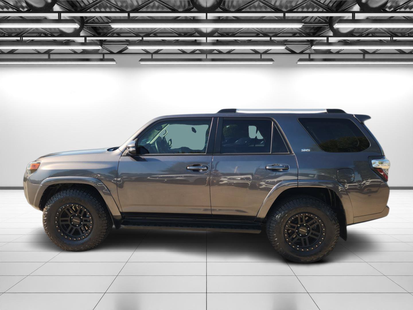 Used 2020 Toyota 4Runner SR5 Premium AWD/4WD image 6