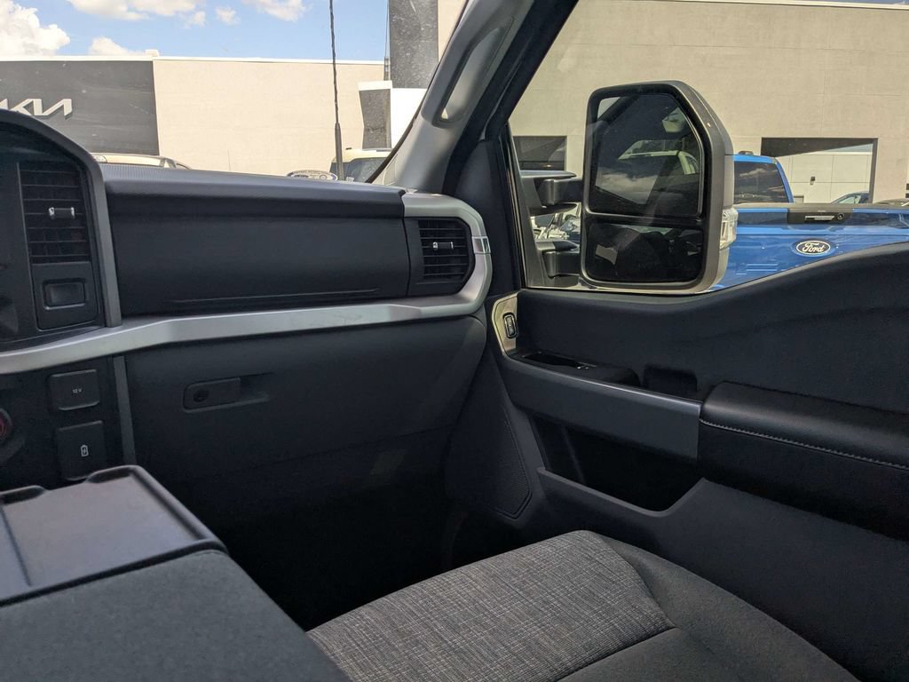 Used 2022 Ford F150 XLT w/ Trailer Tow Package AWD/4WD image 12
